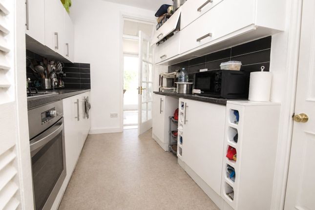 21, Waverley Road, South Norwood photo 3