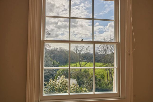 Flat 4, 11, Clifton Hill, Exeter photo 3