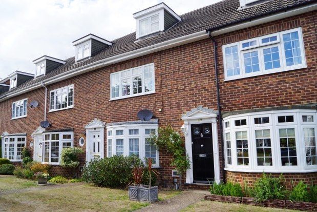 Thumbnail Terraced house to rent in Gainsborough Court, Walton-On-Thames