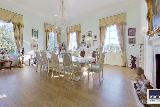 Wormleybury Manor, Church Lane, Broxbourne photo 3