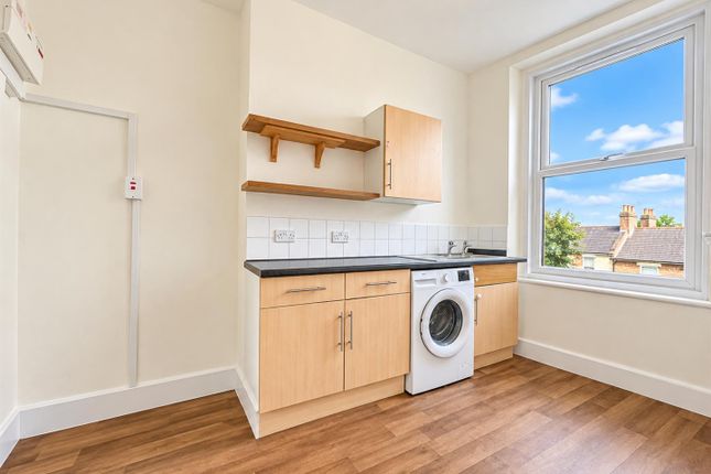 593A, Lea Bridge Road, London photo 2