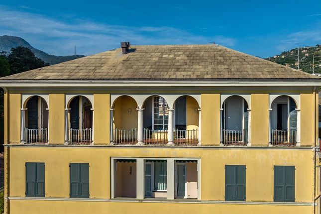 Apartment for sale in Piazza Martiri, Santa Margherita Ligure, Liguria, 16038