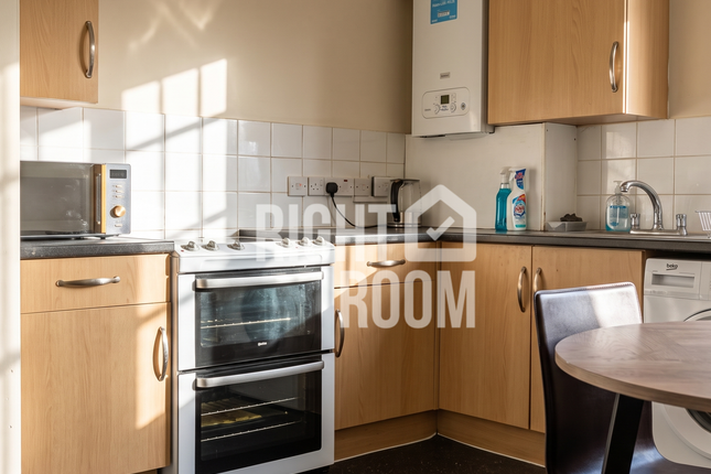 35 Tynemouth Road, London photo 4
