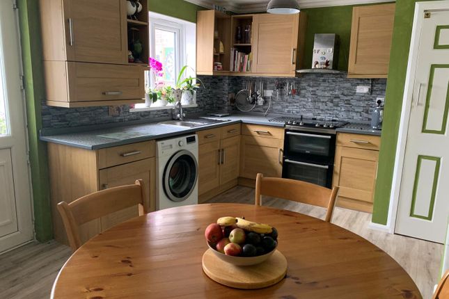 12, Stiling Close, Highbridge photo 2