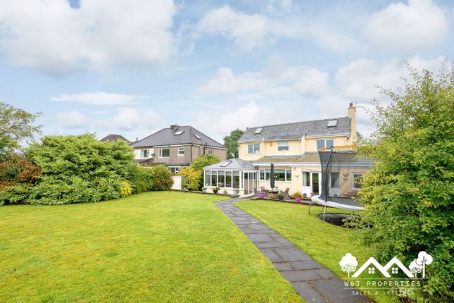 130, Royds Avenue, Accrington photo 4