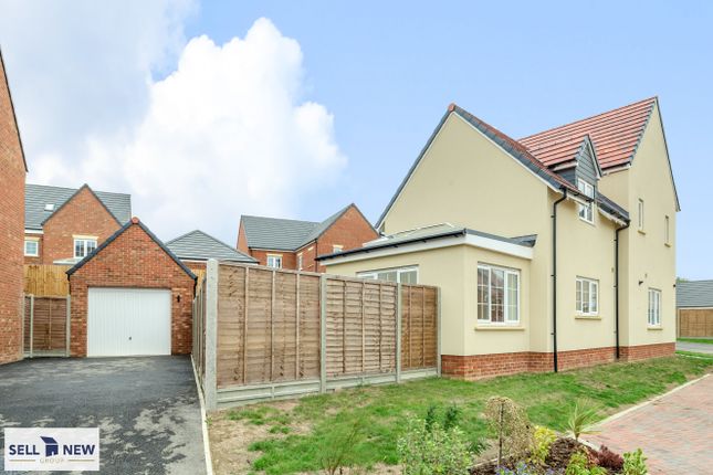 61, Nightingale Road, Great Barford photo 3