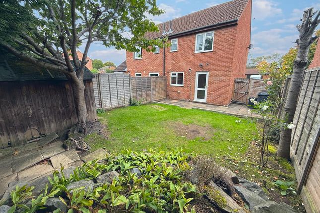 33, De Montfort Close, Loughborough photo 3