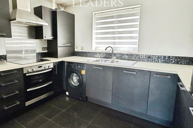 Flat 1, 5, Abbess Way, Hampshire photo 2