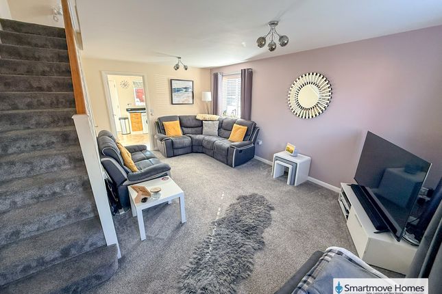 33, Morewood Drive, Alfreton photo 2