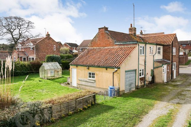 Cottage for sale in High Bungay Road, Loddon, Norwich