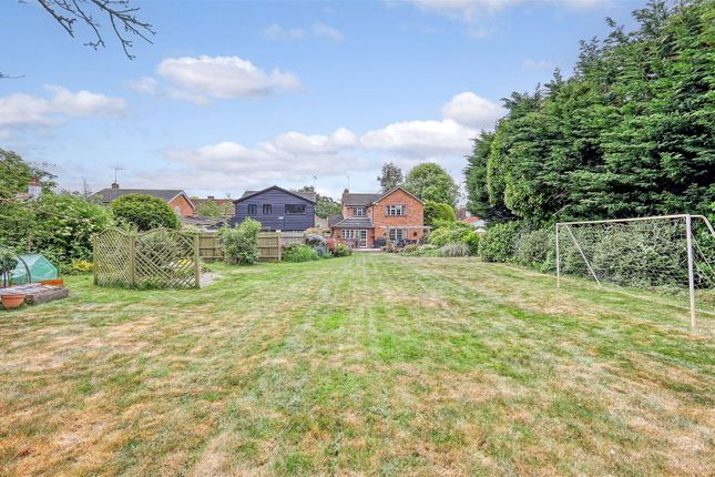 15, Drury Lane, Hunsdon photo 3
