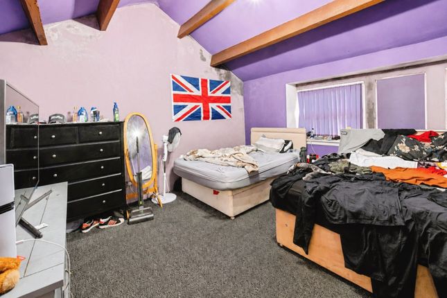 5, Pickles Lane,, Bradford photo 4