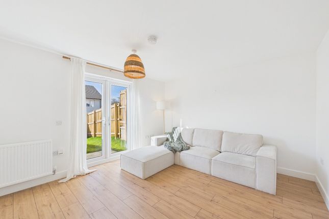 Niven Way, Maybury, Edinburgh, EH12 8FQ, Edinburgh photo 3