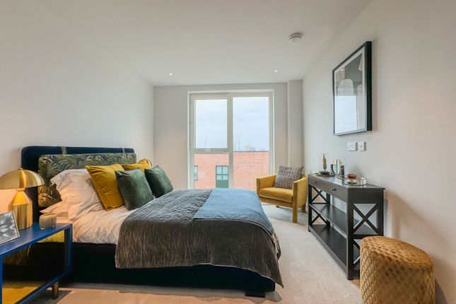 Flat for sale in Randolph Road, London, 1
