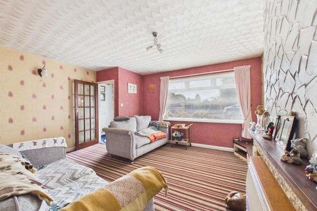 130, Lavington Drive, Gloucester photo 3