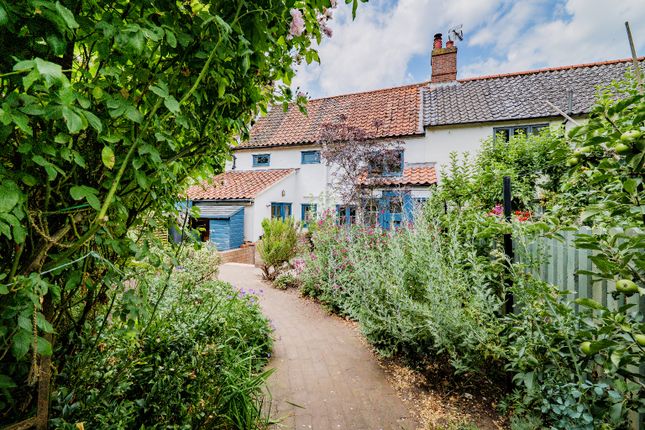 1 Church Cottage, The Street, Holt photo 4