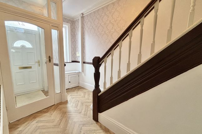 27, Redcar Road, North Shore photo 4