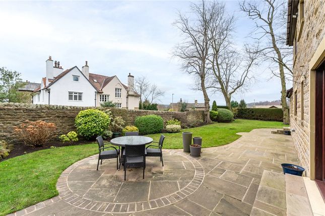 7, Wingfield Court, Bingley photo 2