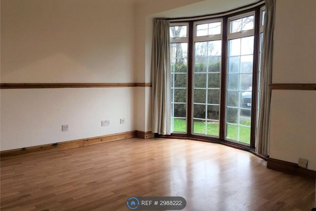 Meadow Close, Chatham photo 2