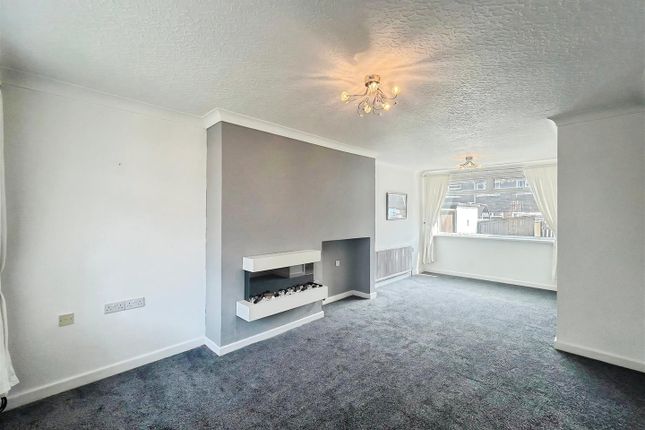 7, Gilbert Square, Sunderland photo 2