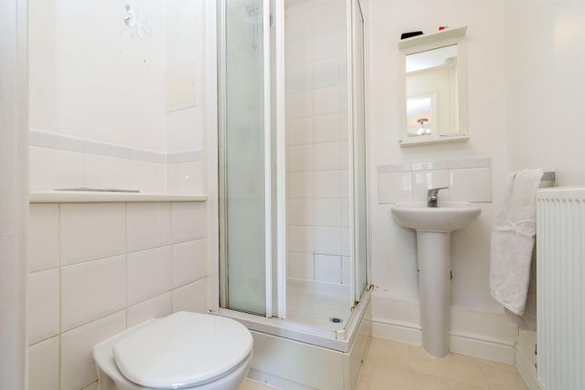 Flat for sale in 1 Harry Close, Croydon
