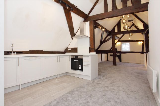 Flat 4, 2 Minster Street, Salisbury photo 2