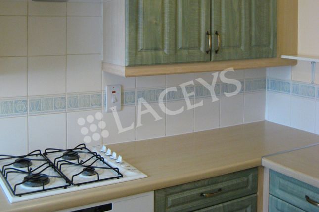 69 Ermine Street, Yeovil photo 2