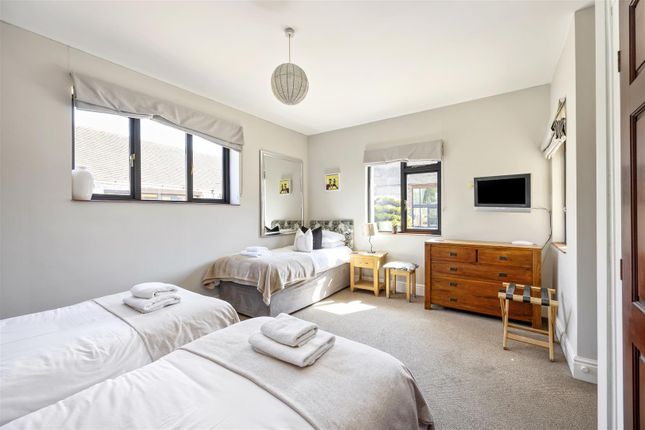 Tortington Lane, Brooklands Barn-032.Jpg