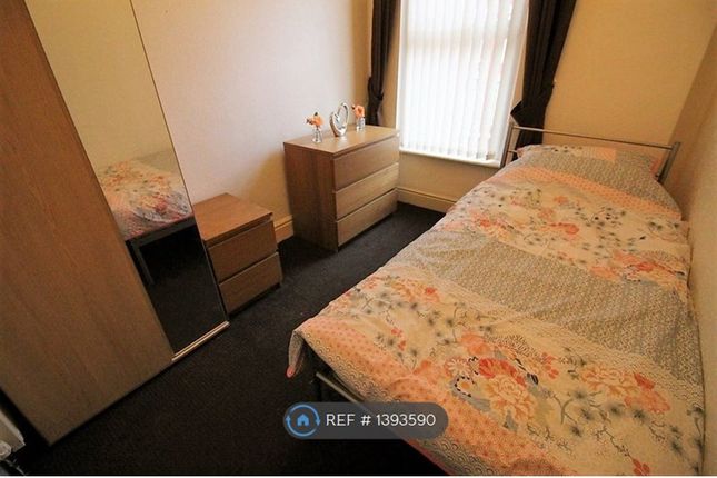 Thumbnail Room to rent in Gladstone Road, Seaforth, Liverpool