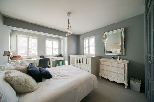 59-Elizabeth-11-Ave-1032