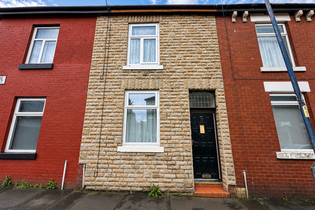2-bed house on 20, Range Street, Manchester, £140,000