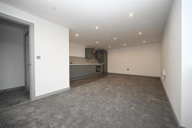 G05, Yeadon House, Green Lane, Leeds photo 5