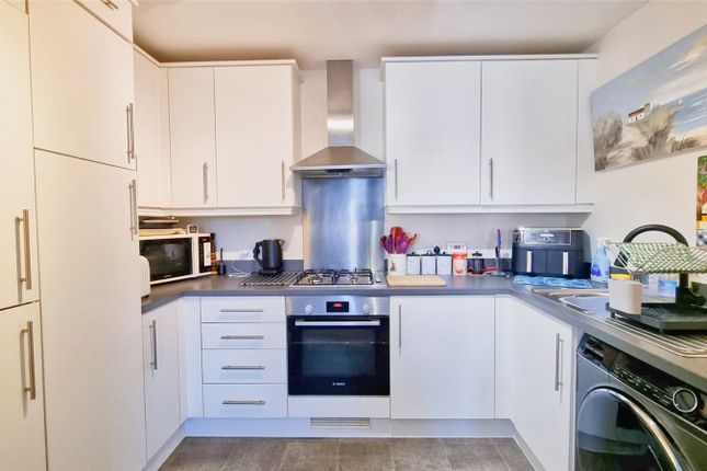 4 Comfrey Court, 1, Newman Road, Surrey photo 3
