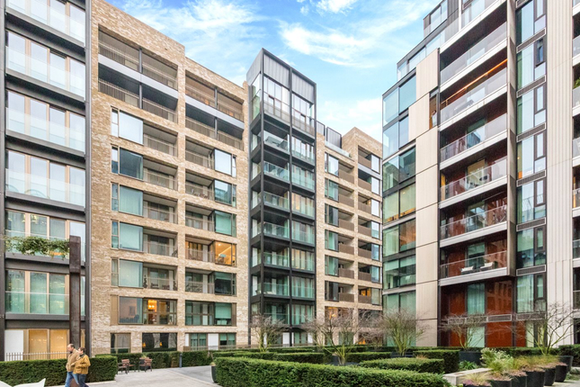 Thumbnail Flat for sale in Pearson Square, Fitzrovia