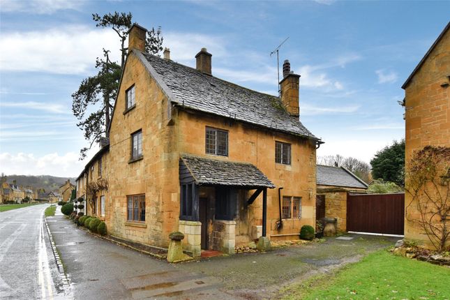 Thumbnail Semi-detached house to rent in High Street, Broadway, Worcestershire