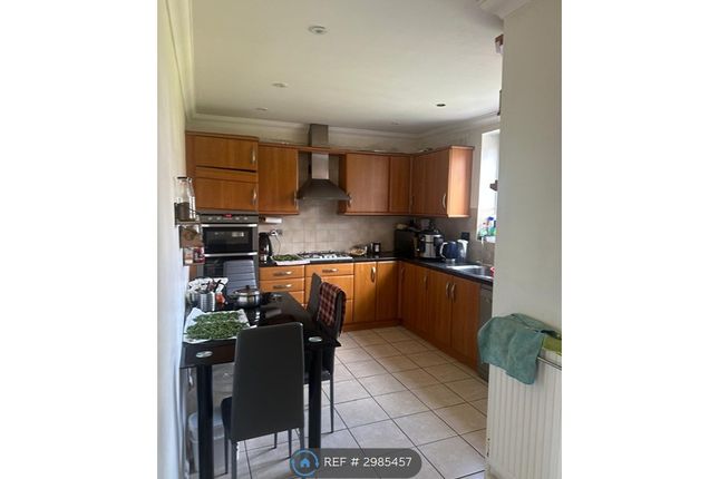 Edgbaston Road, Watford photo 5