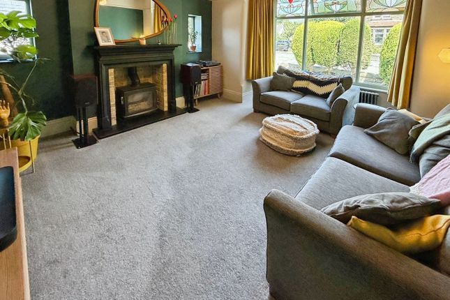 32, Moorhead Terrace, Shipley photo 3