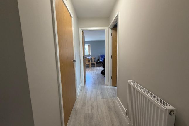 Flat 2, Endeavour House, Leigh-On-Sea photo 3