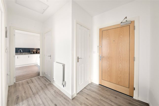 Flat 32, Percival House, 3, Kellett Street, Uxbridge photo 4
