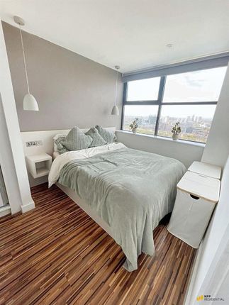 Apartment 1508, Westpoint, Manchester photo 2