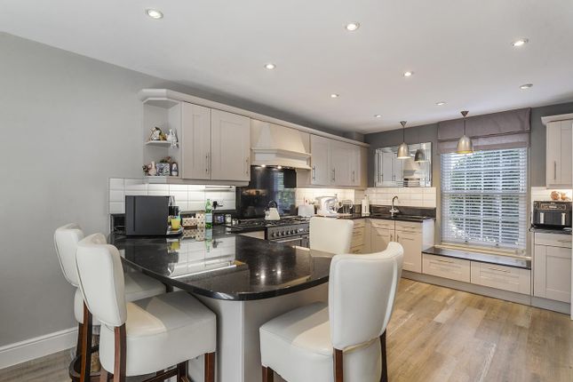 8, Greensleeves Way, Kings Hill photo 4
