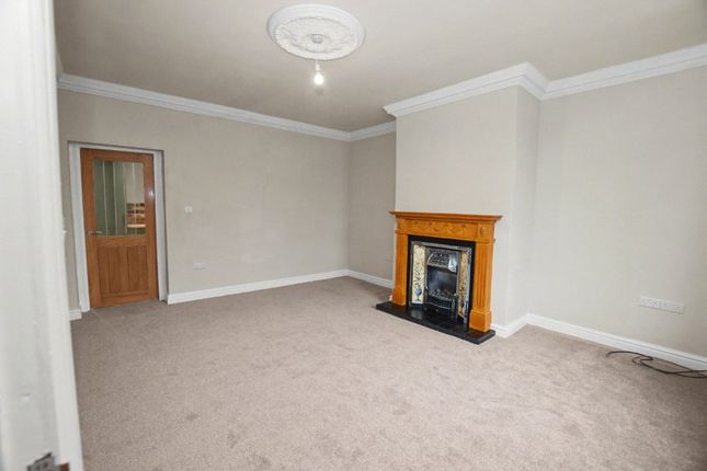 33, King Street, Wakefield photo 4