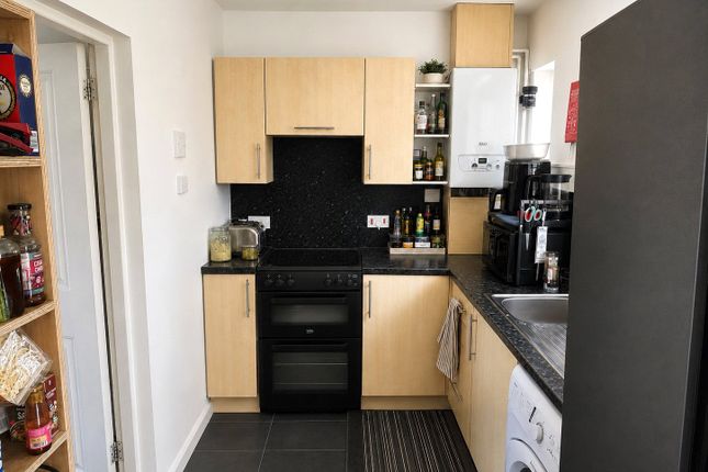 96, Webbcroft Road, West Midlands photo 4