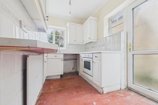 105, St. Michaels Road, Rugeley photo 3