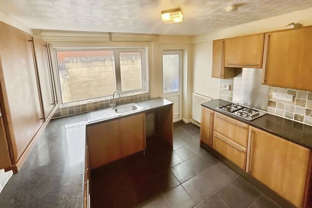 45 Park Road, Blackburn photo 4