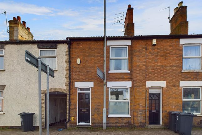 Thumbnail Terraced house for sale in King Street, Loughborough