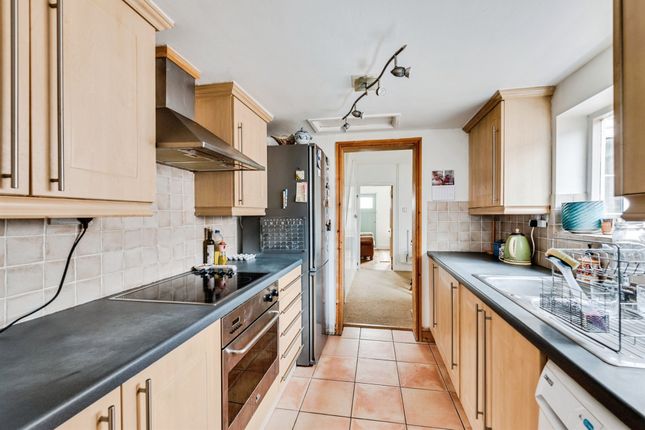 59, Chinnor Road, Thame photo 2