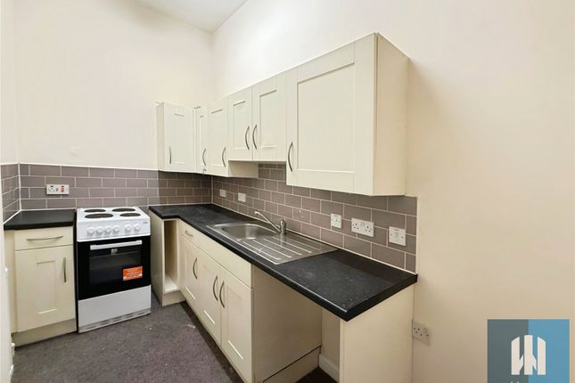 Apartment 4, 12, Belgrave Terrace, Huddersfield photo 3