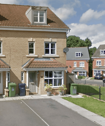 4 Bed Unfurnished Terraced