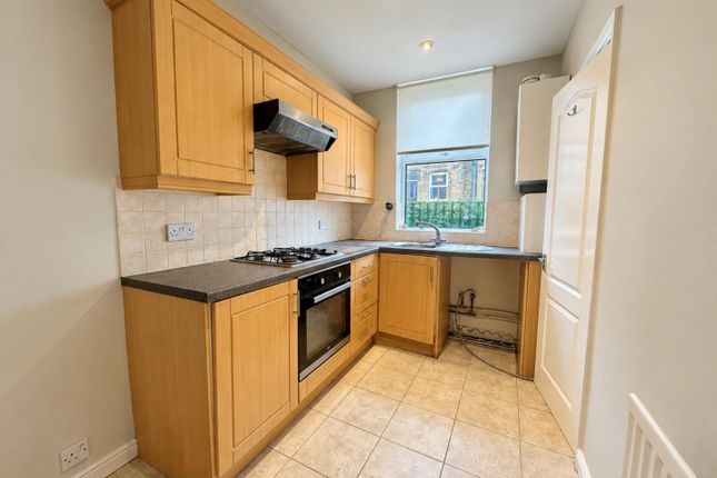 Higher Grange Road, Pudsey photo 3